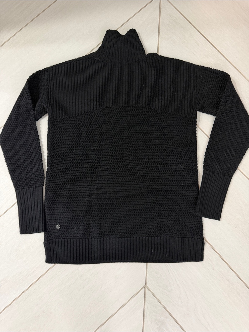 Lululemon women’s Black Turtleneck Knit Sweater